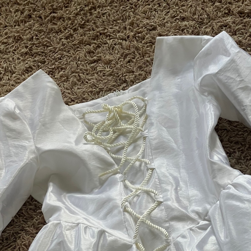 Vintage Girls Flower Girl Mini Bride Dress Floral Accents Bell Sleeves Size 8